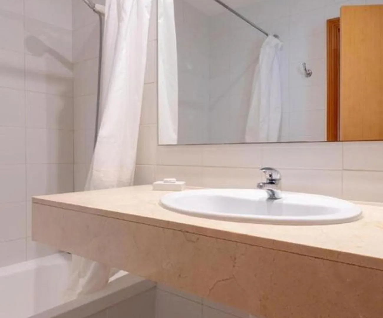 Catalina 3B Es Un Moderno Apartamento Frente Al Mar En El Pinewalk Port de Pollença Espagne