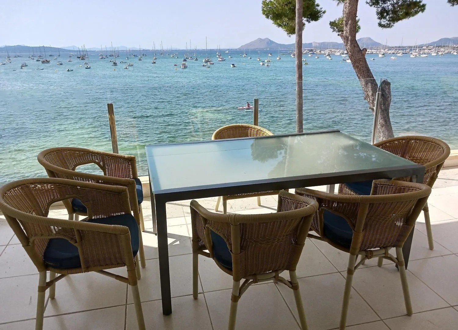 Catalina 3B Es Un Moderno Apartamento Frente Al Mar En El Pinewalk Port de Pollença